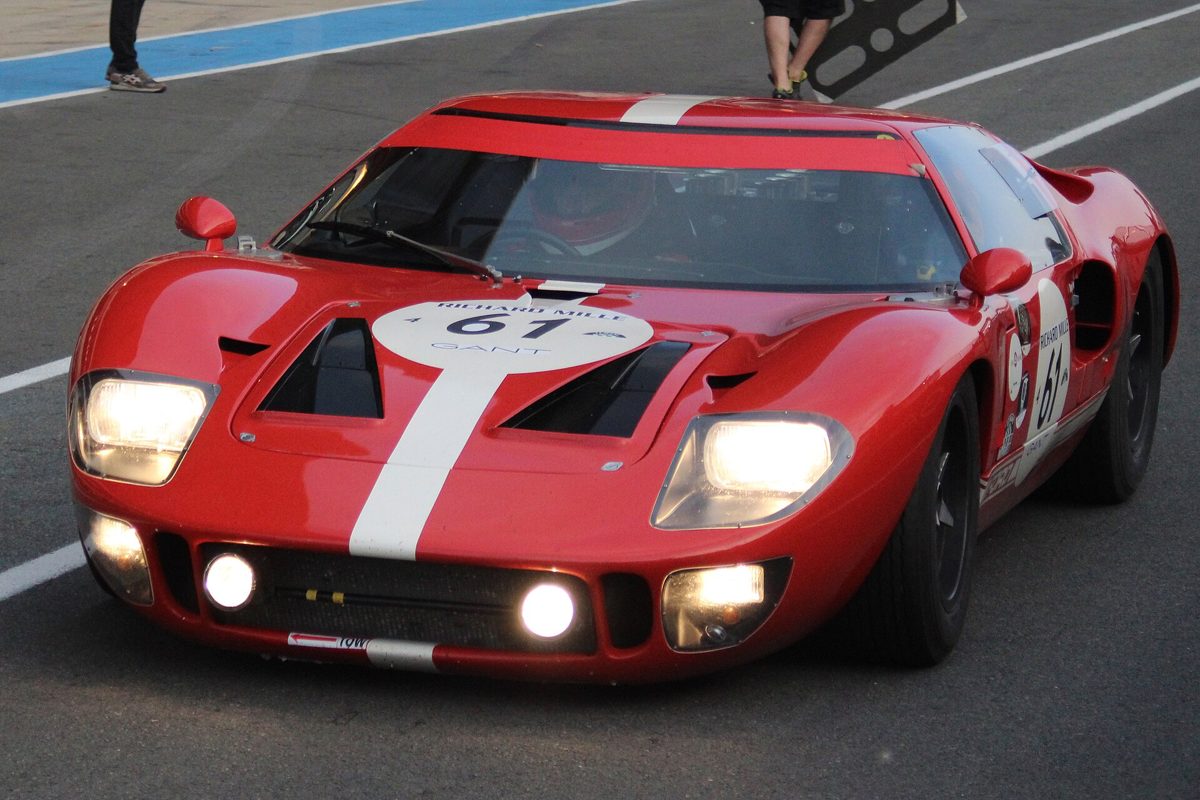 Coche de la categoría BRM 1/24